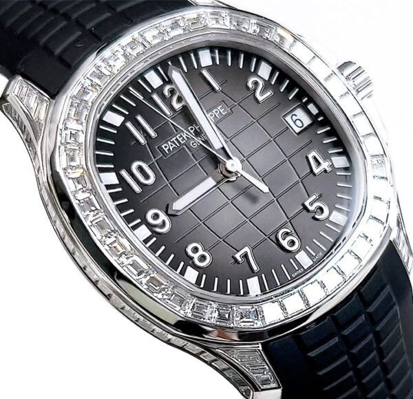 Patek Philippe Aquanaut Diamond Bezel 5167/1000G-010