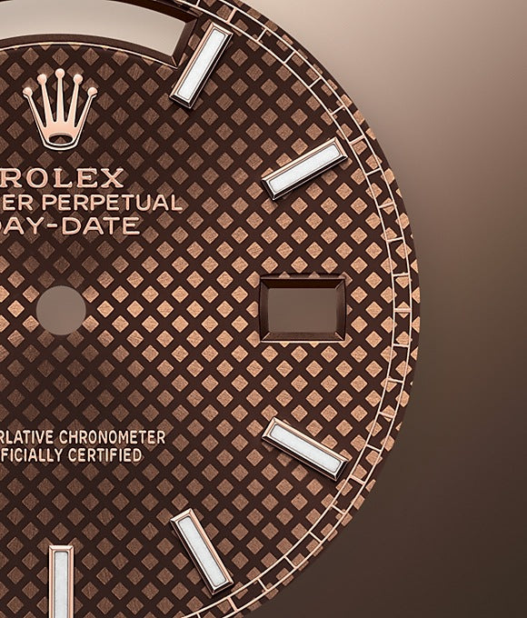 Rolex Day-Date 40 Everose gold Ref# 228345RBR-0005