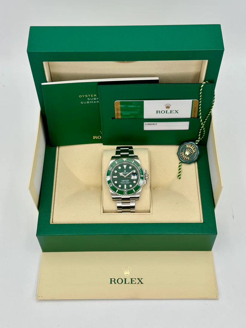 Rolex Submariner "Hulk" 40mm 116610LV Green Dial